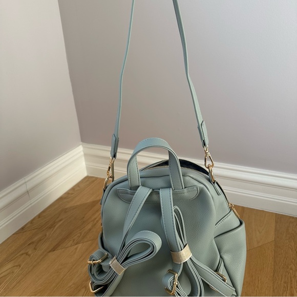 Medium Sized Backpack - Picture 4 of 9